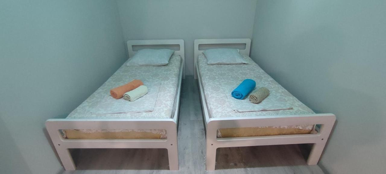 Hotel John'S Suchumi Zewnętrze zdjęcie